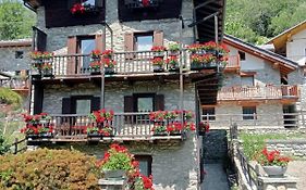Maison Baradis - Grazioso E Tranquillo Trilocale Con Vista Montagne